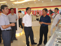 南平市委副書記黃福清、市委常委統(tǒng)戰(zhàn)部部長黃健平一行視察虹潤公司